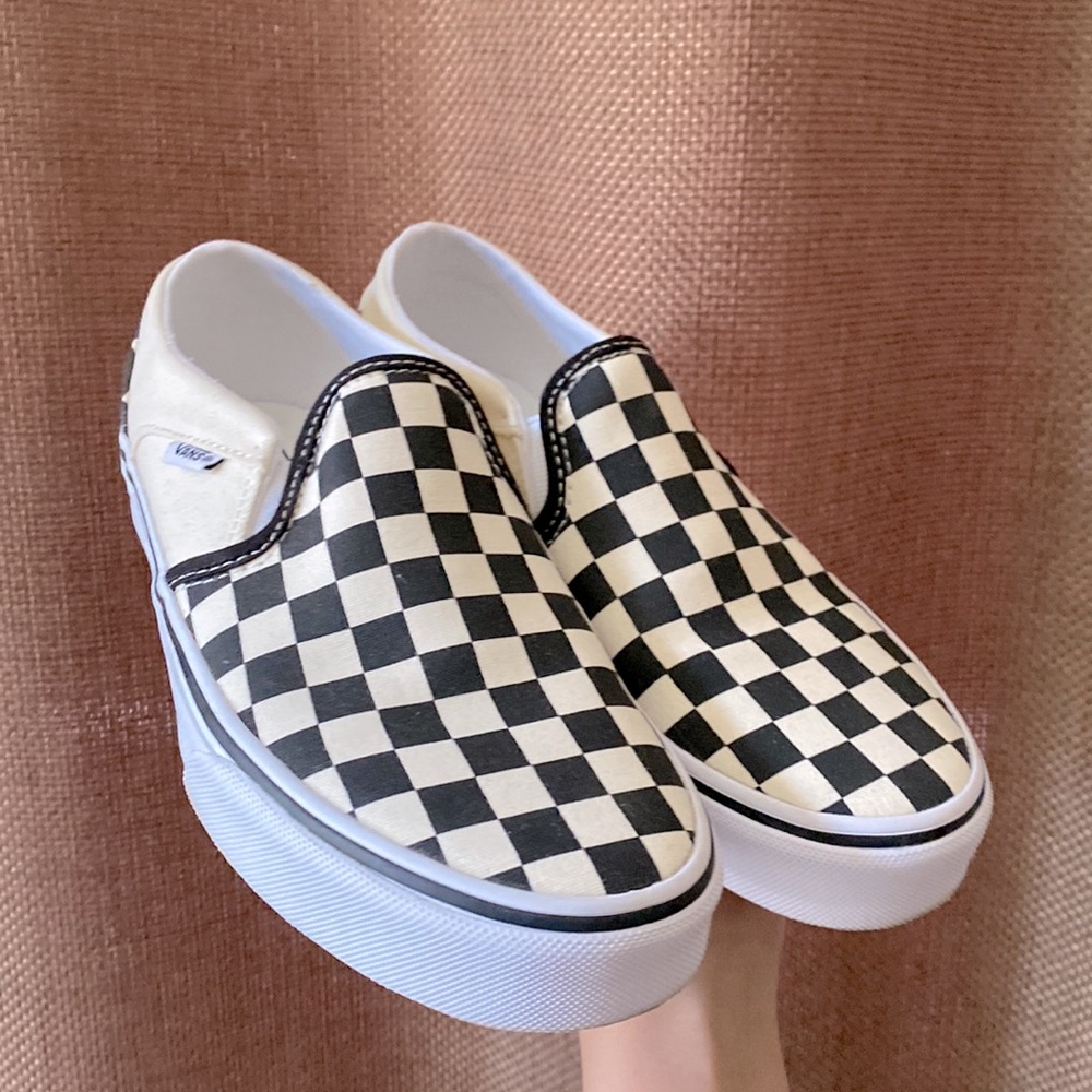 original checkered black and white slip-on vans